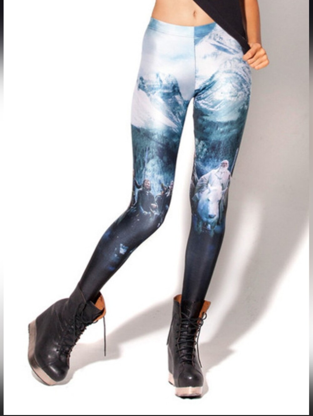 BlackMilk Lord of the Rings Fellowship Riders Leggings Sz large black milk lotr